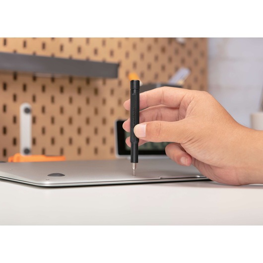 Atornillador inteligente 4V máx., ion-litio + 27 accesorios
